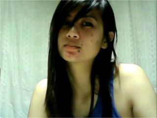 Picture of the sexy profile of Cherrygirl69, for a very hot webcam live show !