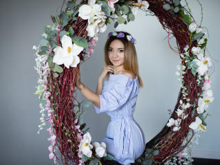 Picture of the sexy profile of LoveAlwaysWins, for a very hot webcam live show !